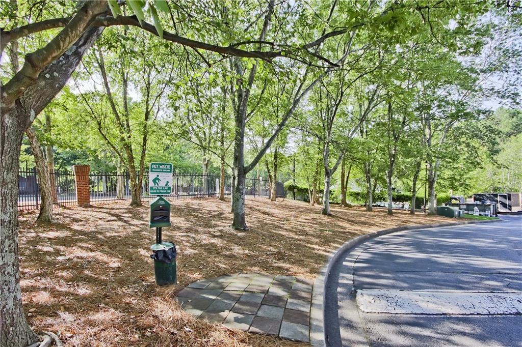 8102 WOODLAND Lane Unit 8102