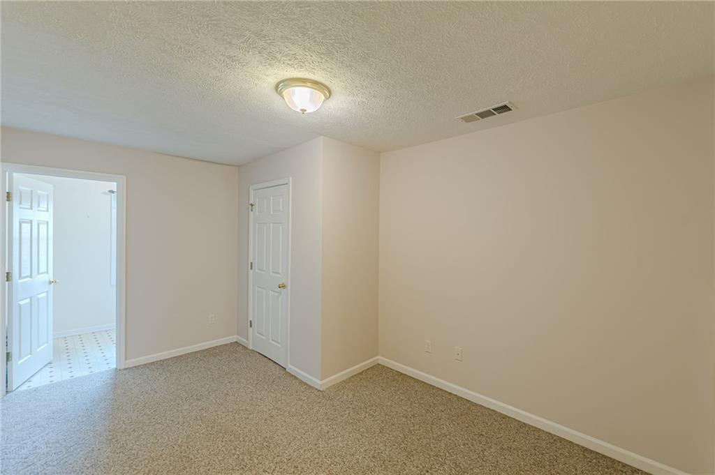 2212 Brandon Lane SW