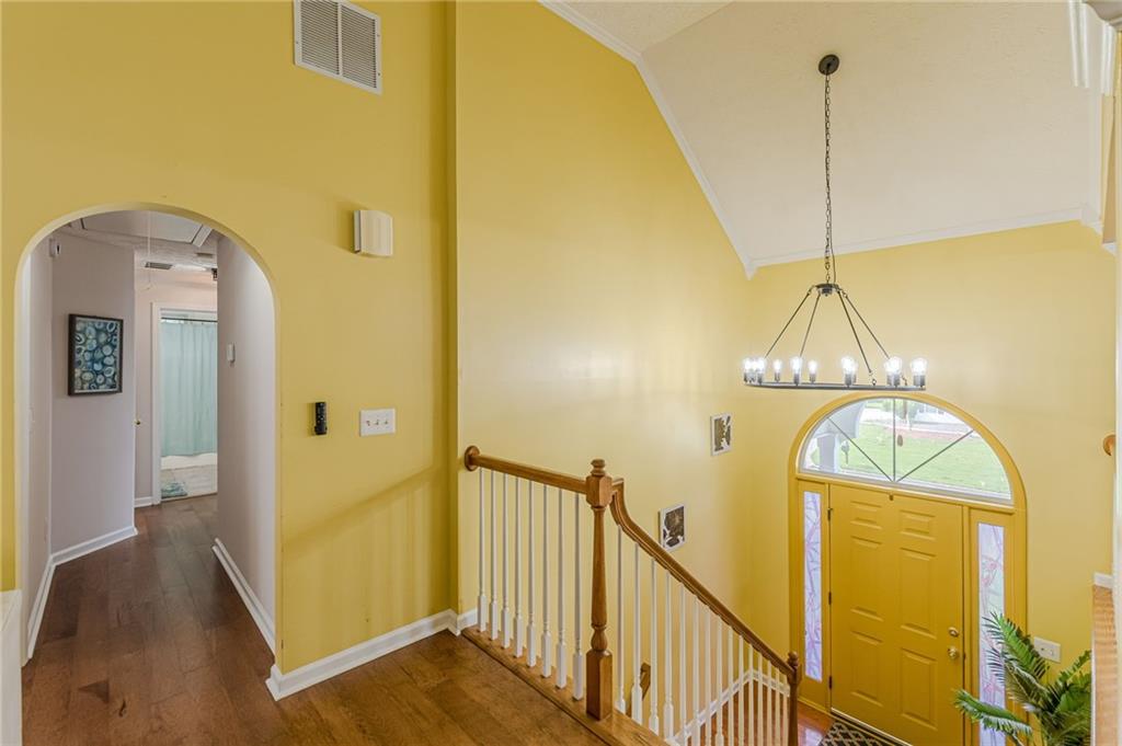 2212 Brandon Lane SW