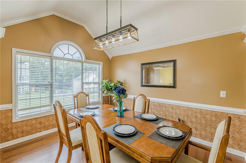 2212 Brandon Lane SW