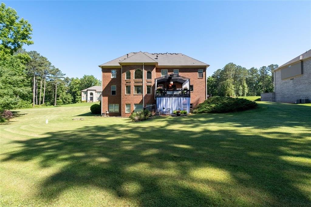 35 Rosemont Parkway