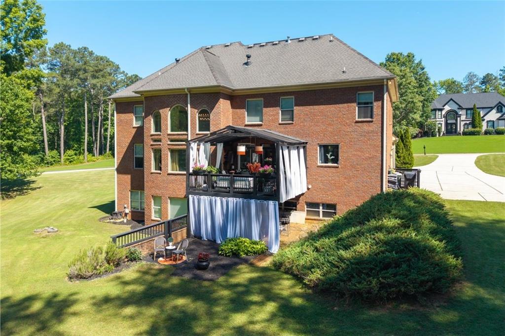 35 Rosemont Parkway
