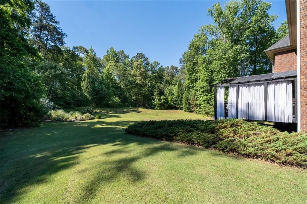 35 Rosemont Parkway
