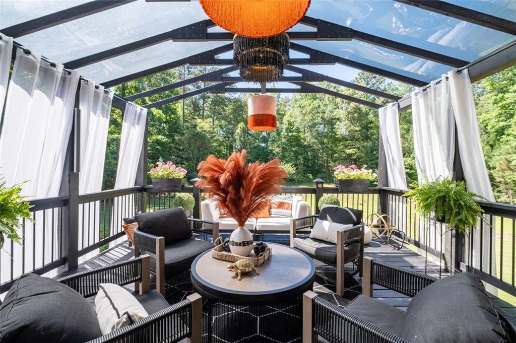 35 Rosemont Parkway