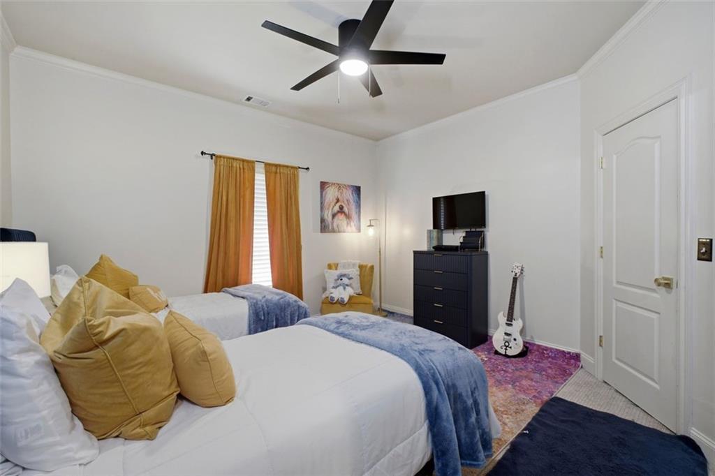 35 Rosemont Parkway
