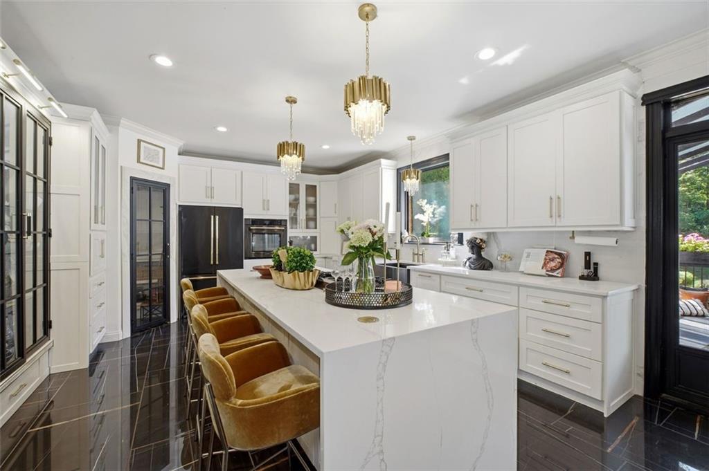 35 Rosemont Parkway