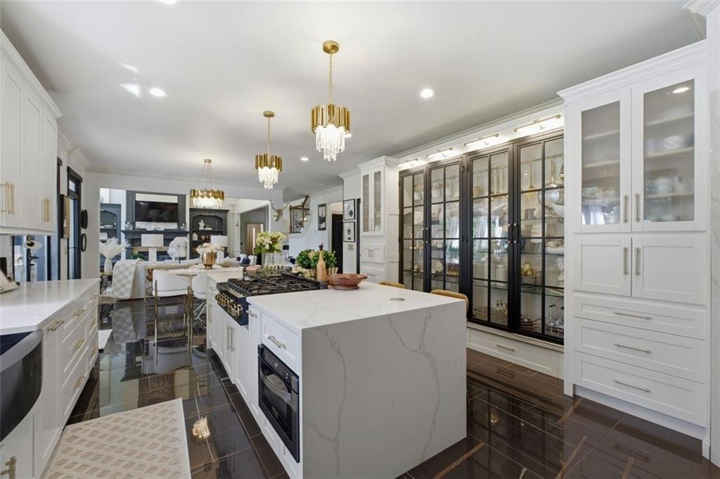 35 Rosemont Parkway