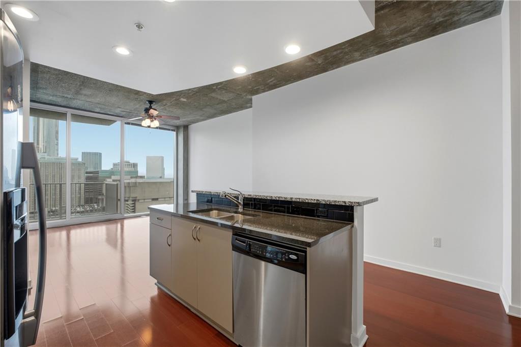 400 W Peachtree Street NW Unit 2408