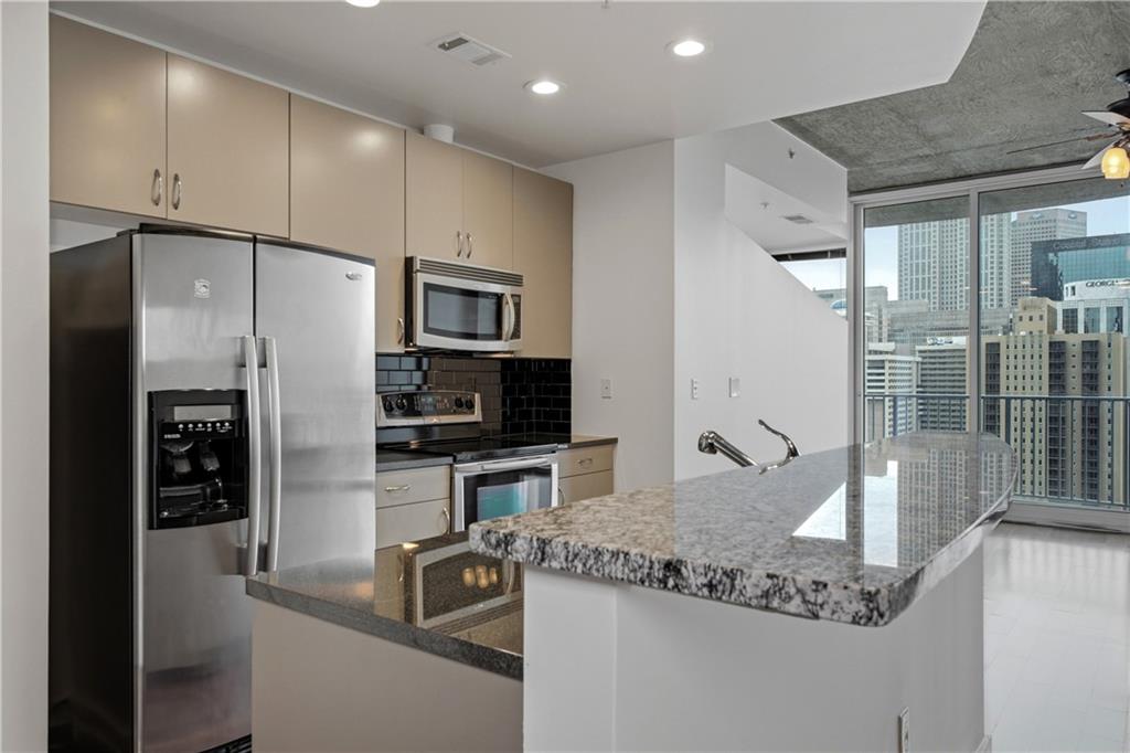 400 W Peachtree Street NW Unit 2408