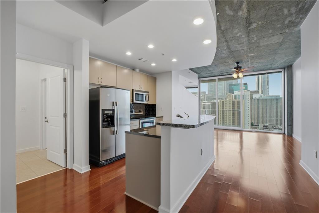 400 W Peachtree Street NW Unit 2408