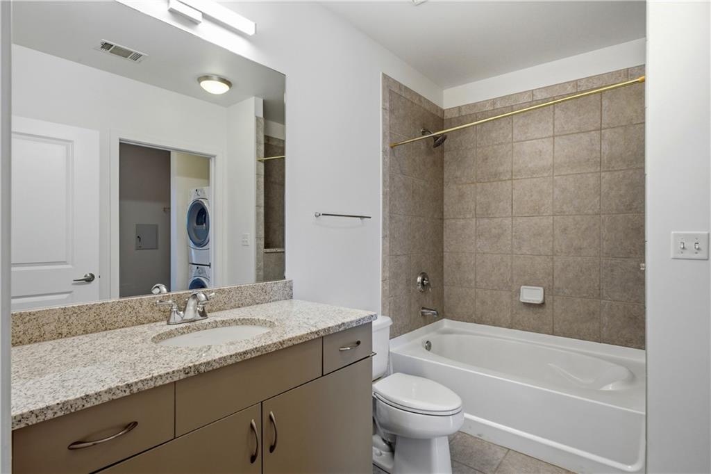 400 W Peachtree Street NW Unit 2408