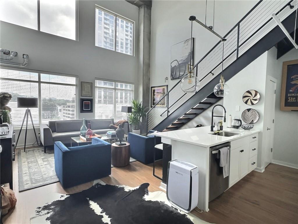 260 18th Street NW Unit 10327