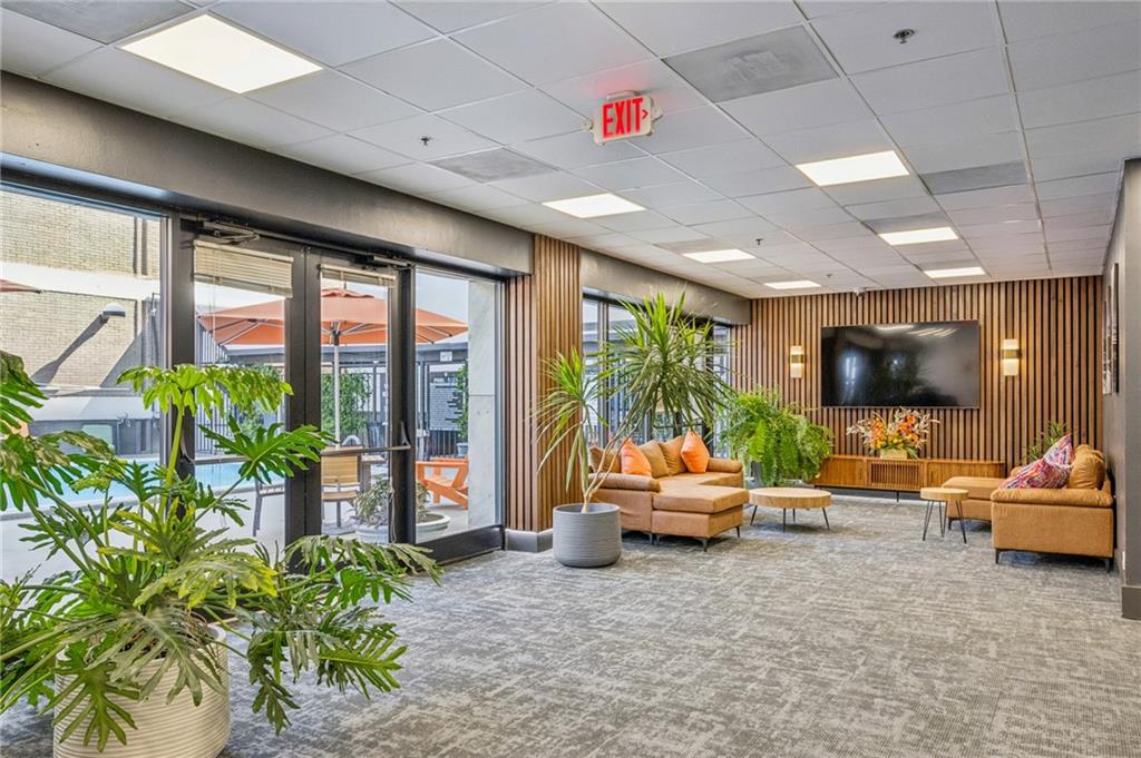 620 Peachtree Street NE Unit 1106