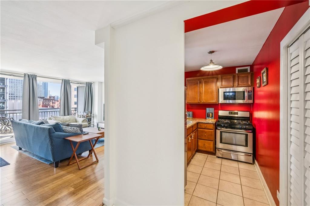620 Peachtree Street NE Unit 1106