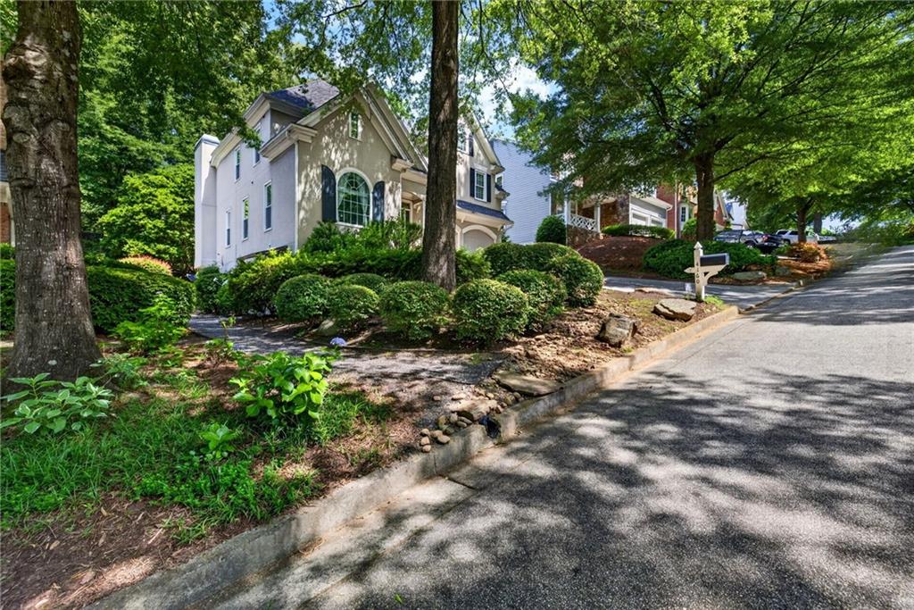 4160 Gateswalk Drive SE