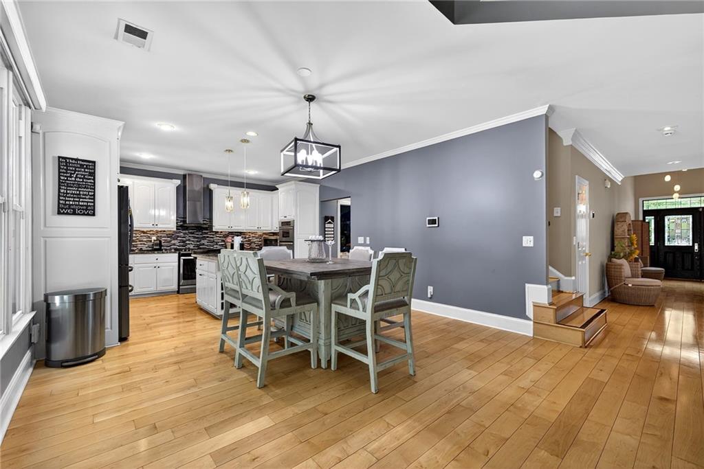 4160 Gateswalk Drive SE