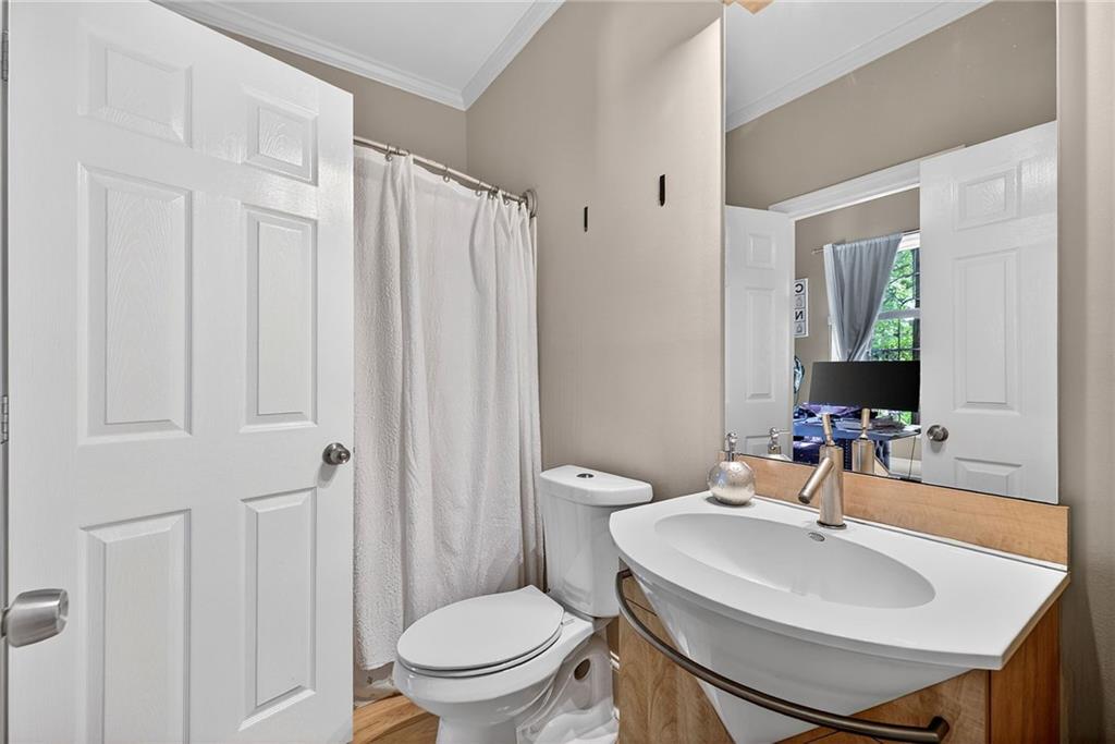 4160 Gateswalk Drive SE