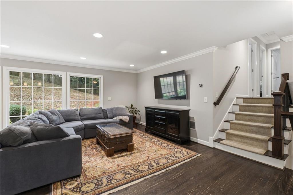 90 Angus Trail