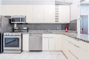 210 Walker Street SW Unit 1