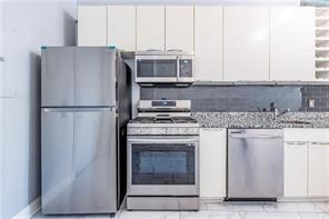 210 Walker Street SW Unit 1