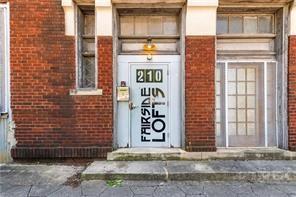 210 Walker Street SW Unit 1