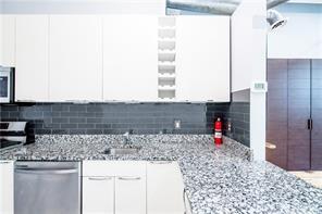 210 Walker Street SW Unit 1