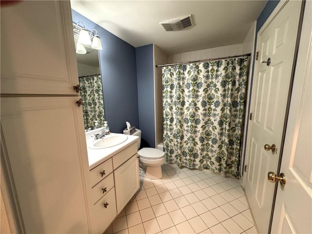 18 Dean Overlook NW