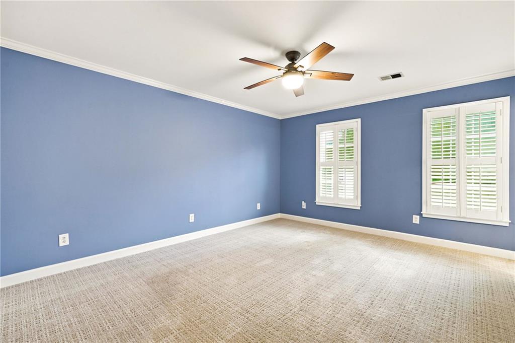18 Dean Overlook NW