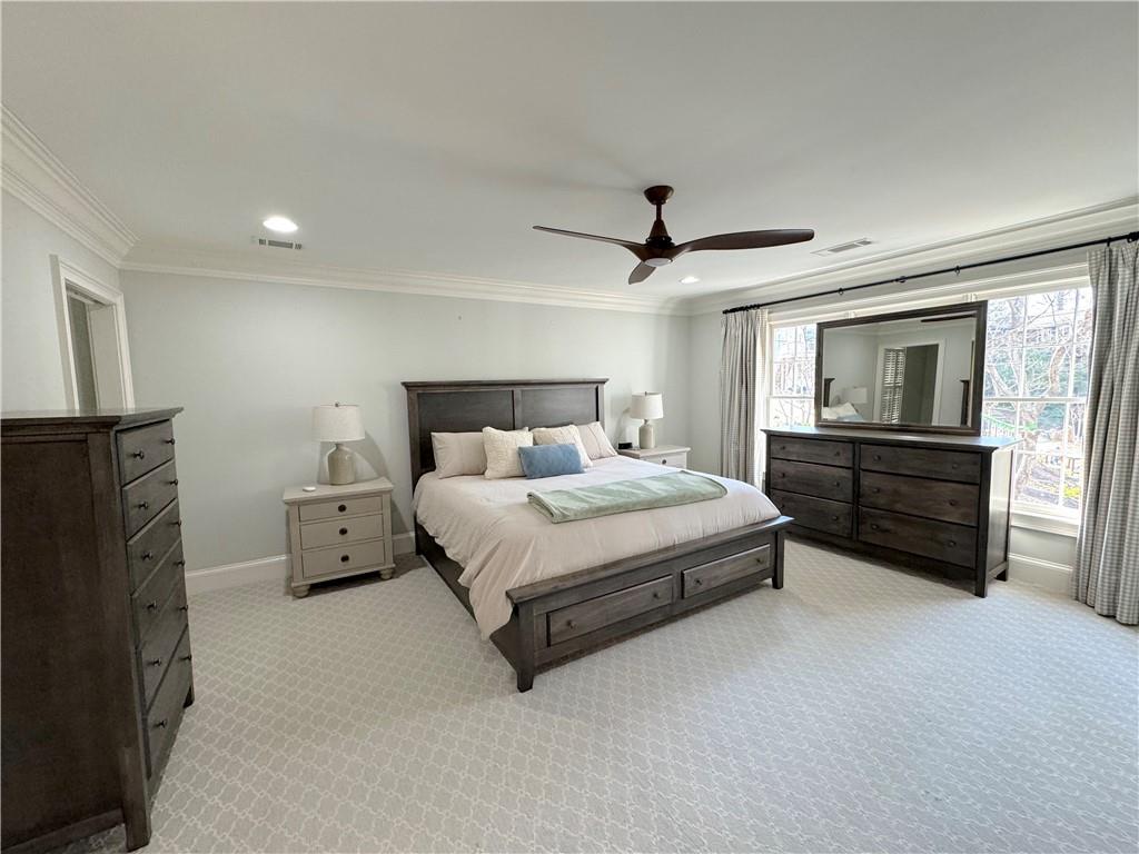 18 Dean Overlook NW
