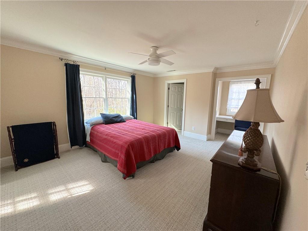 18 Dean Overlook NW