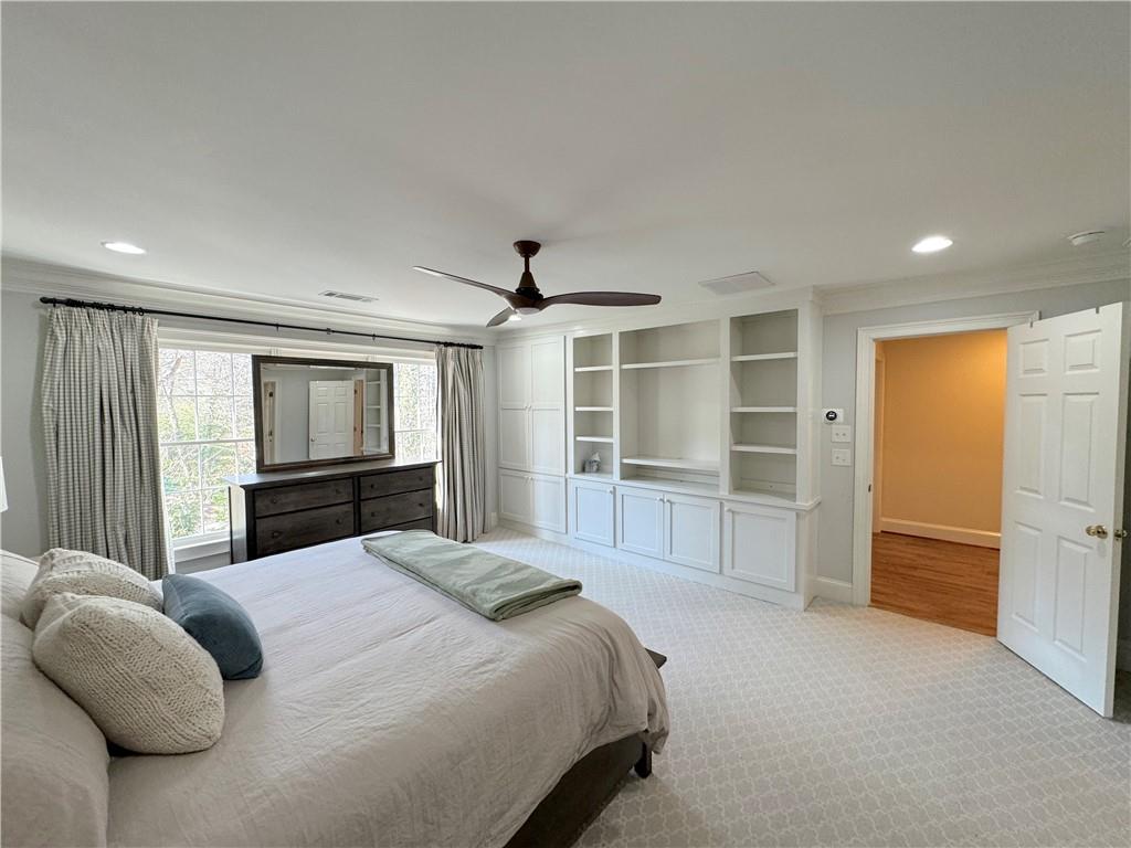 18 Dean Overlook NW