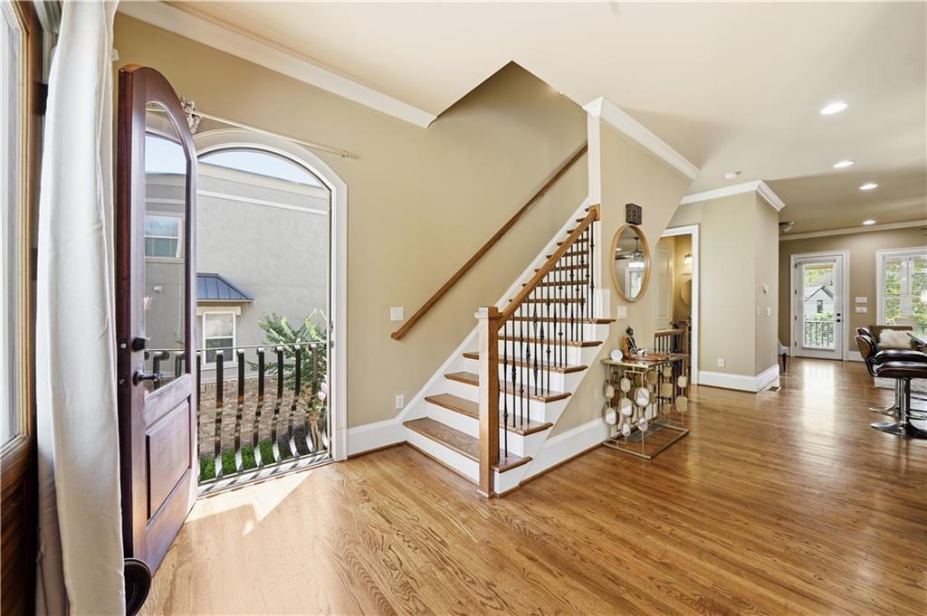 384 16th Street NW Unit 1