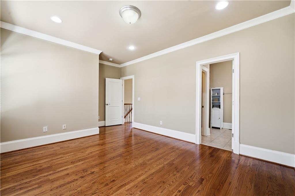 384 16th Street NW Unit 1
