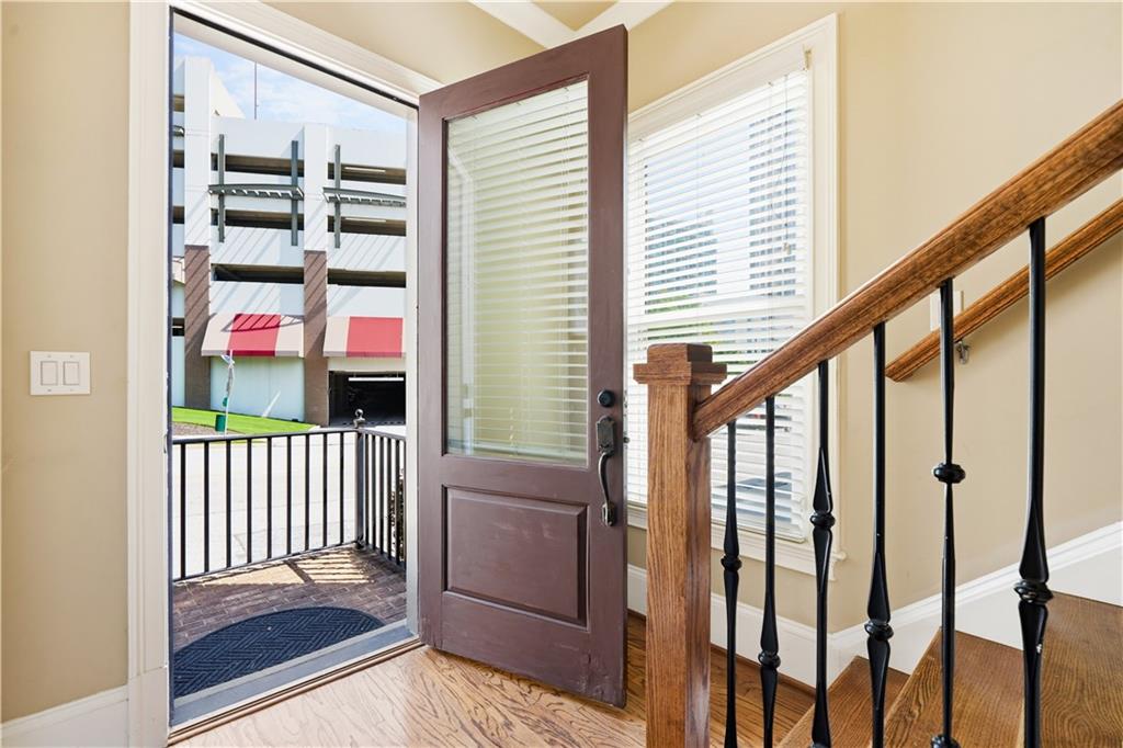 384 16th Street NW Unit 1