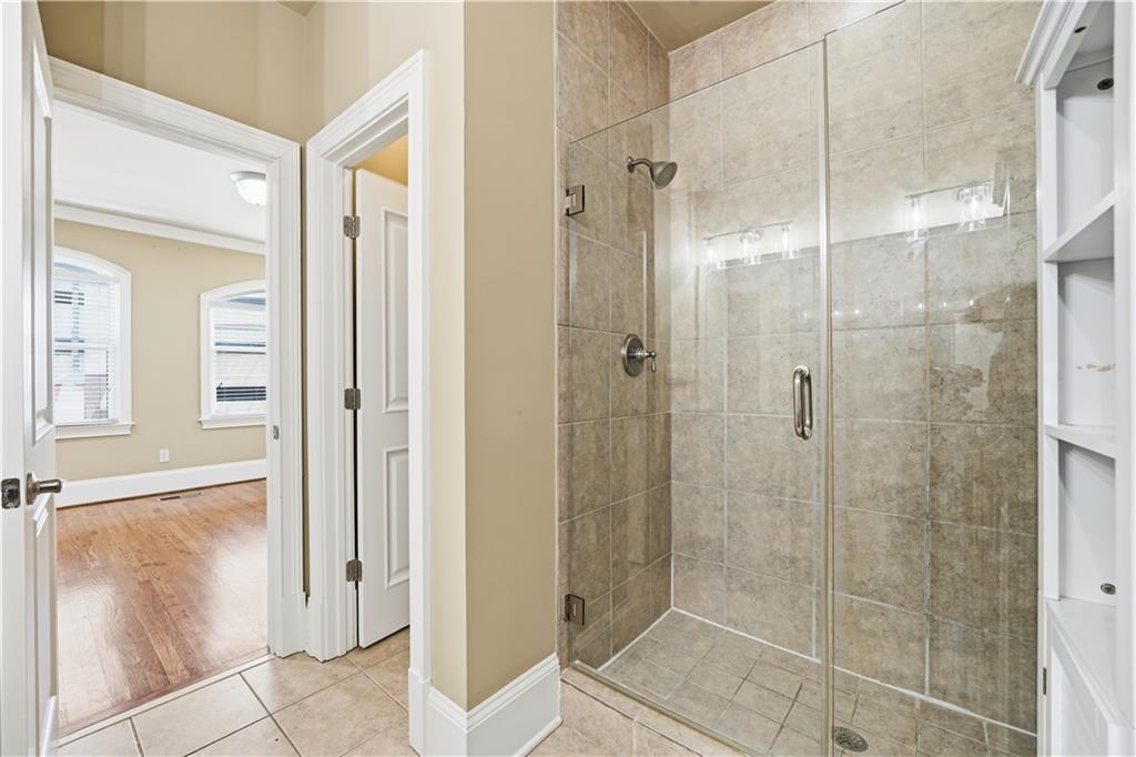 384 16th Street NW Unit 1