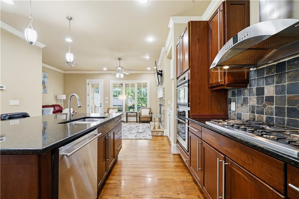 384 16th Street NW Unit 1