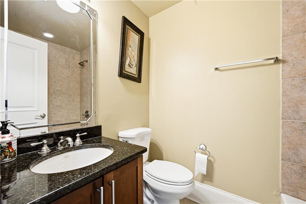 384 16th Street NW Unit 1