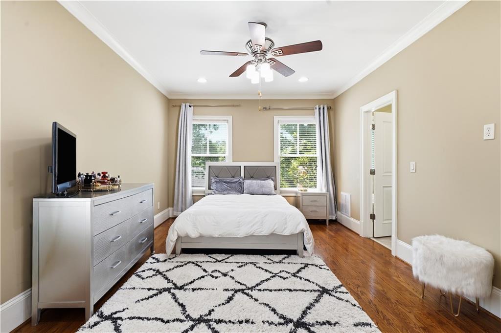 384 16th Street NW Unit 1