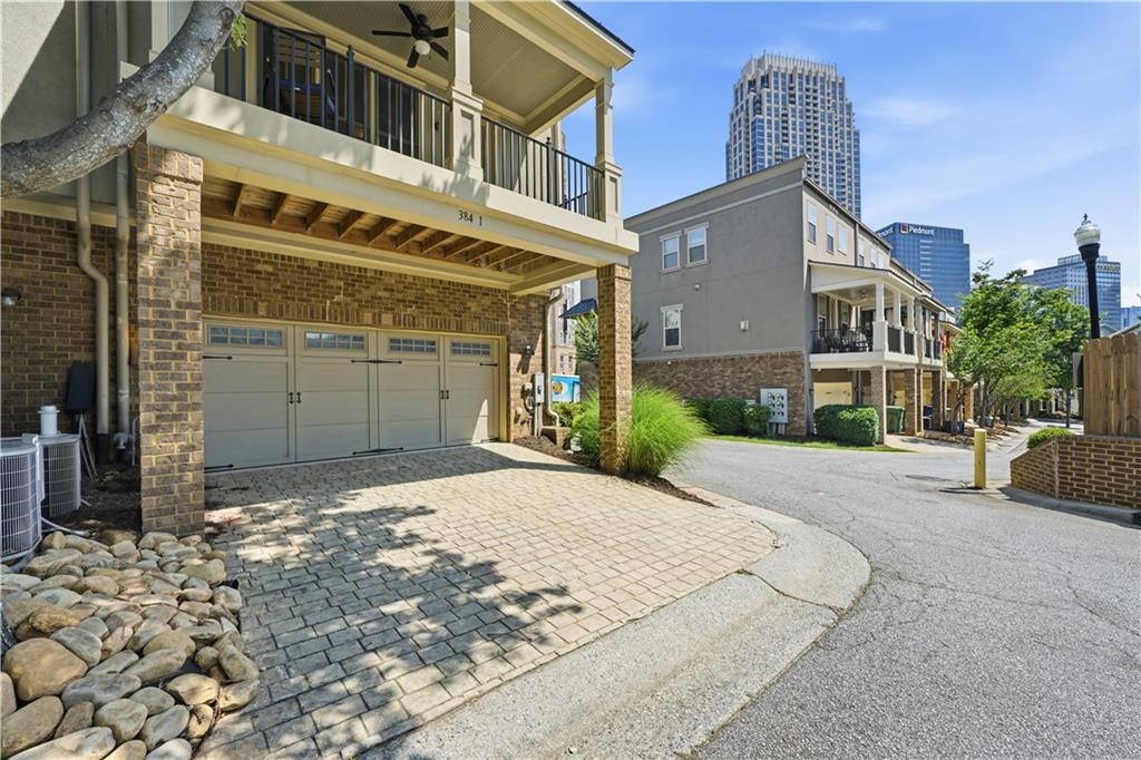 384 16th Street NW Unit 1