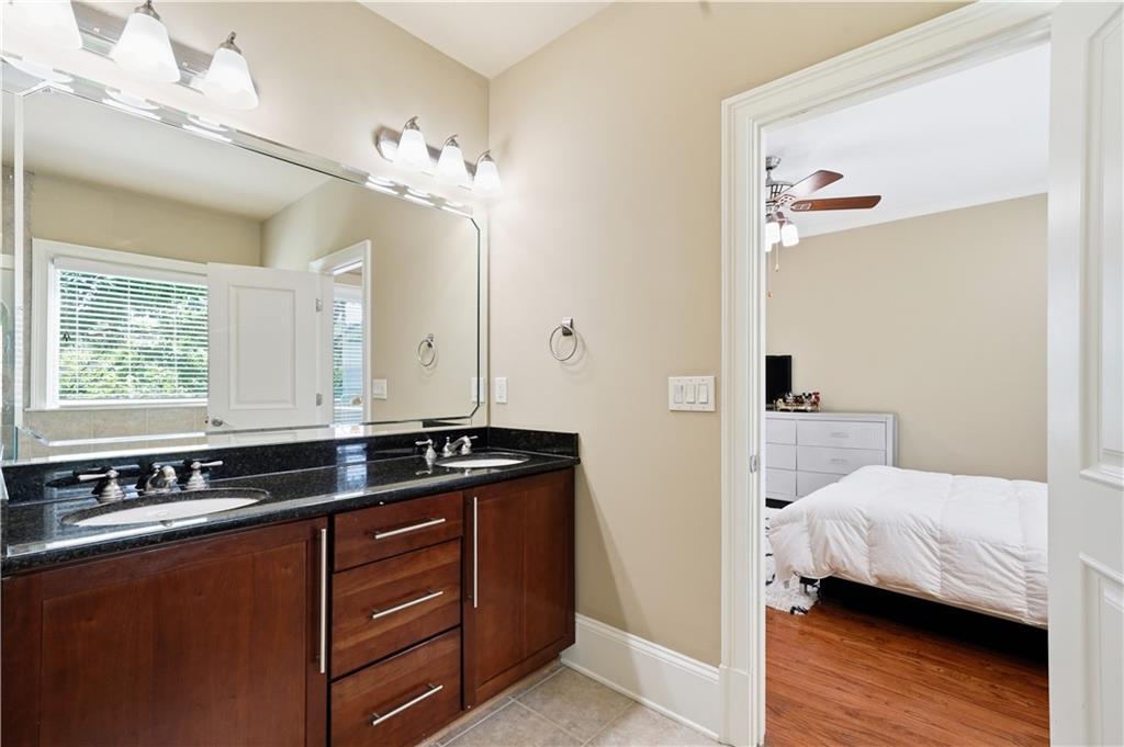 384 16th Street NW Unit 1