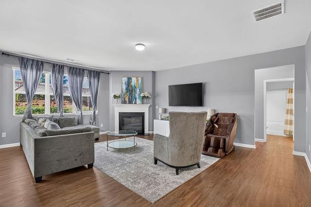 637 Yazzie Place