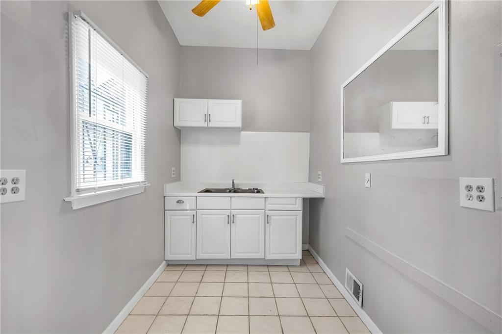 660 Queen Street SW Unit A