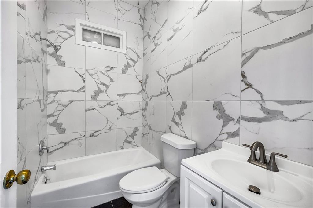660 Queen Street SW Unit A