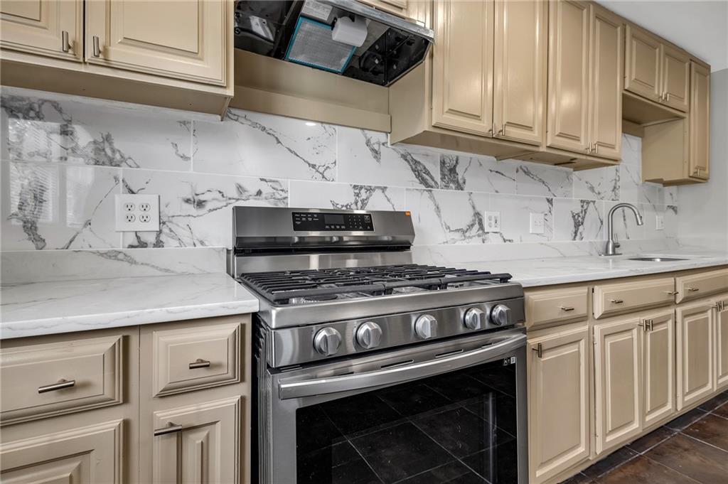 660 Queen Street SW Unit A
