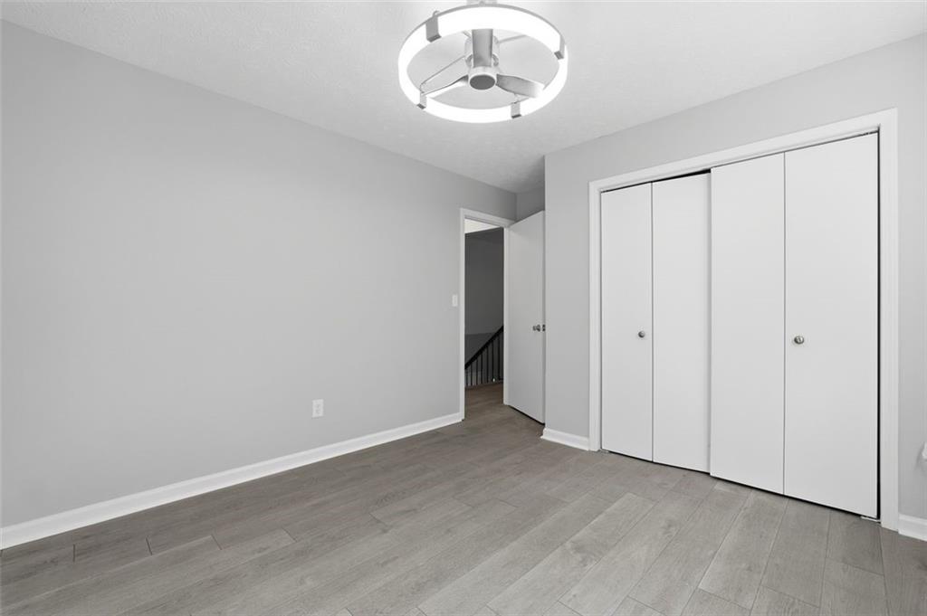 3009 Oakvale Heights