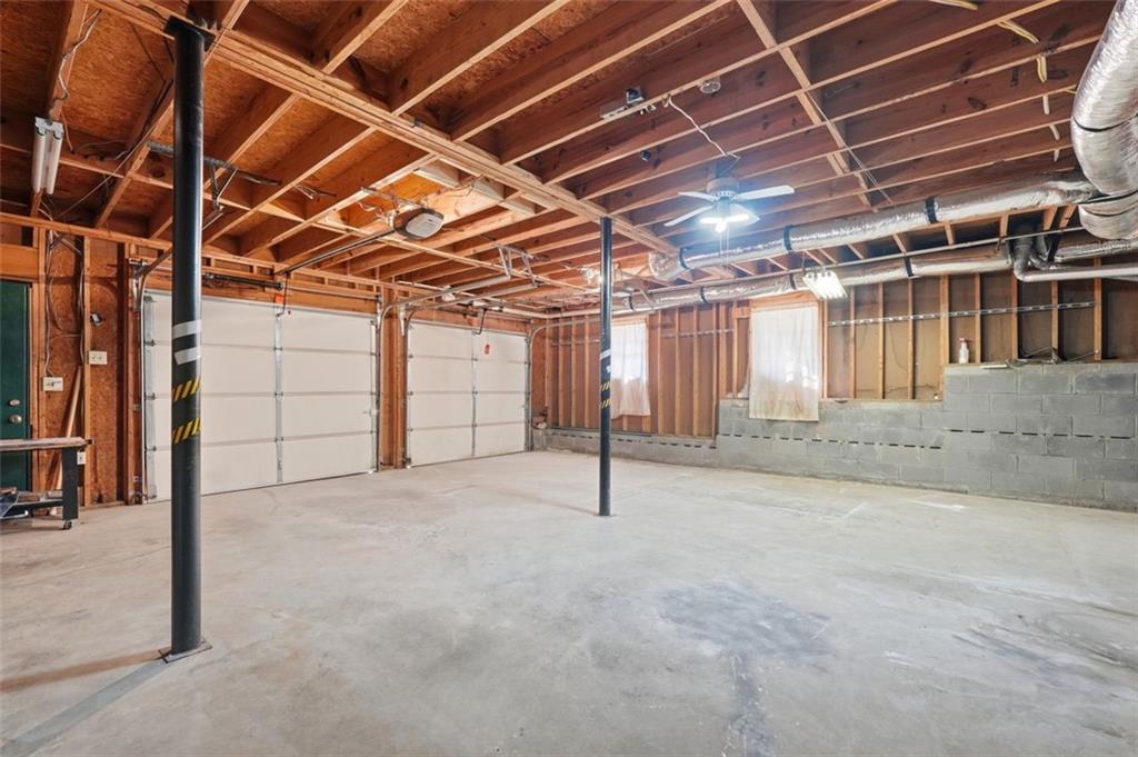 3009 Oakvale Heights