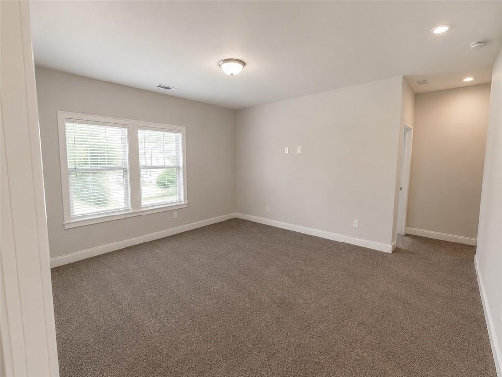 1099 Hibiscus Way SW