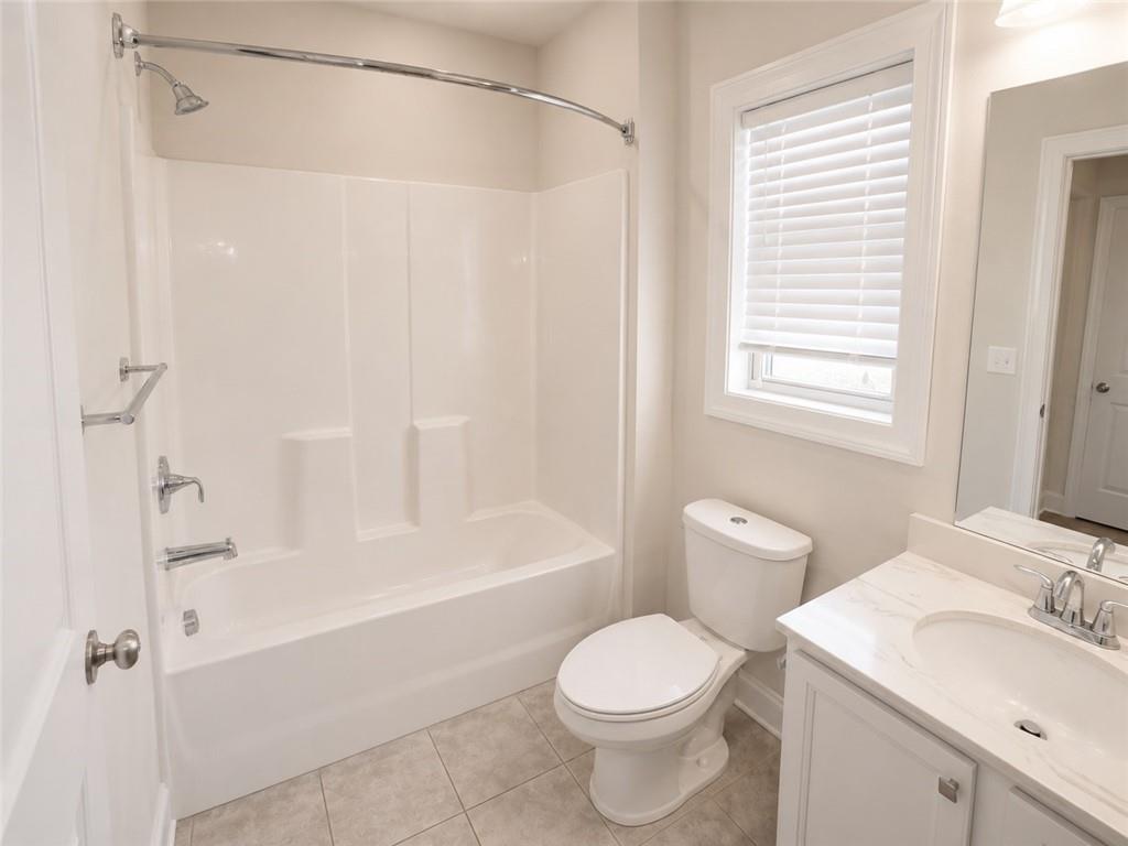 1099 Hibiscus Way SW
