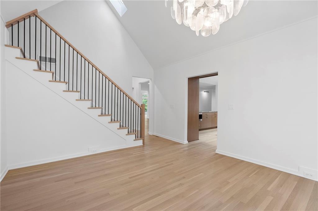 366 Blackland Road NW