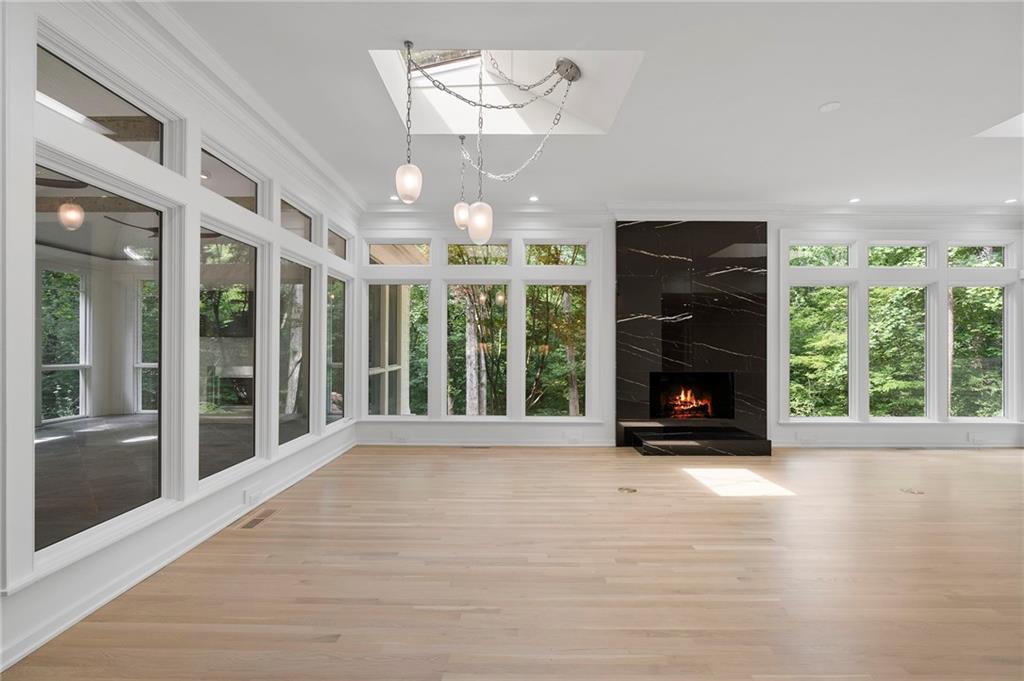 366 Blackland Road NW